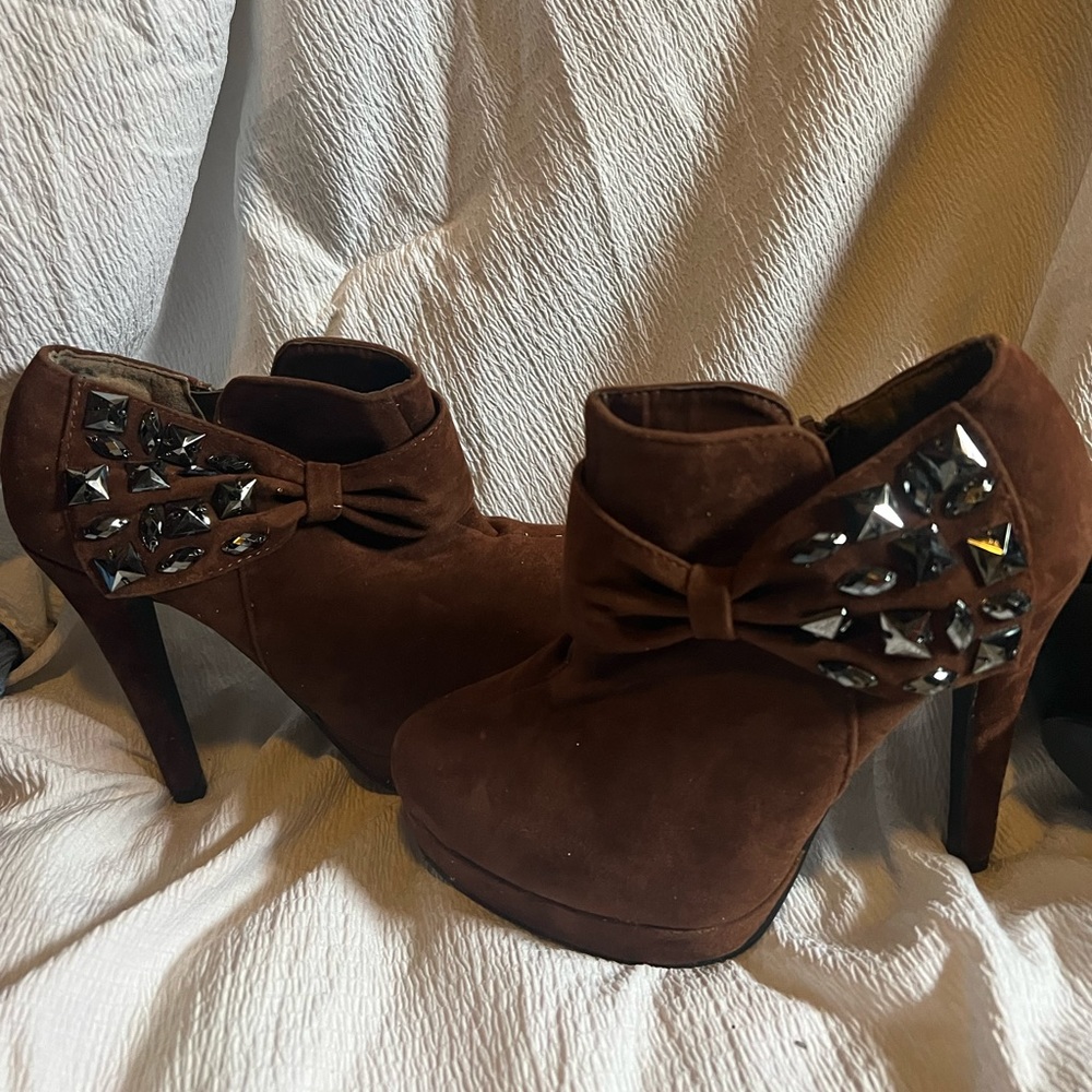 brown booties